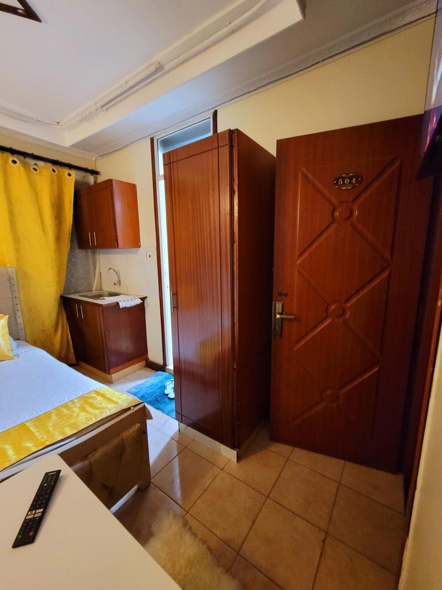 Deka Hotel Ngara Equity Nairobi Extérieur photo