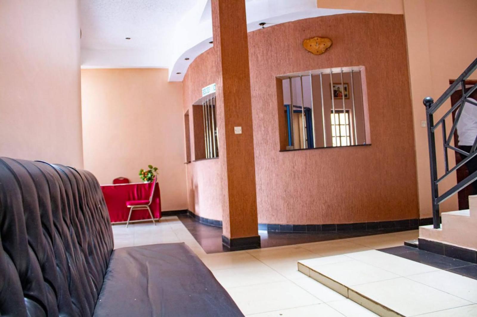 Deka Hotel Ngara Equity Nairobi Extérieur photo