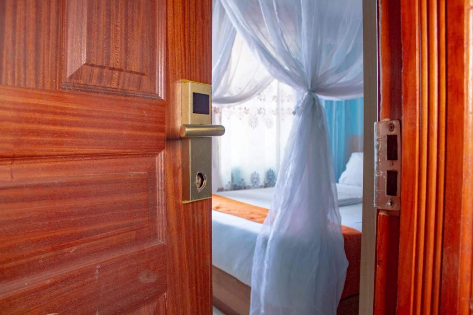 Deka Hotel Ngara Equity Nairobi Extérieur photo